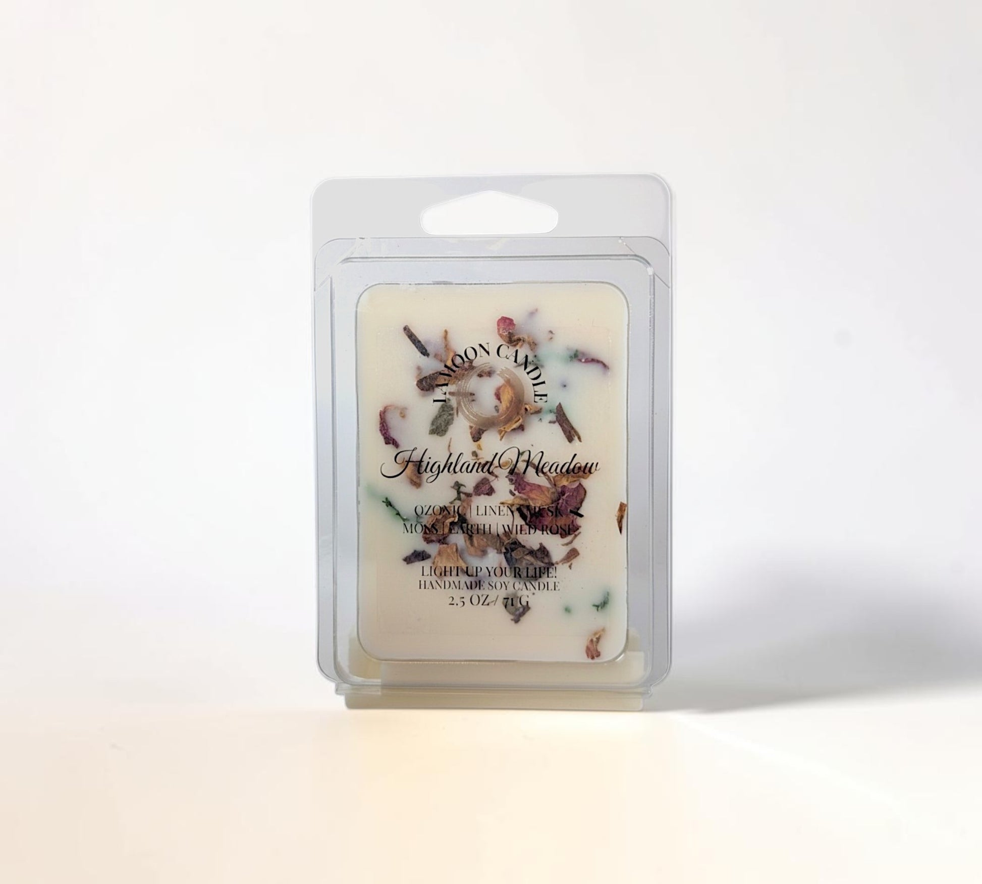 LaMoon Candle Highland Meadow 2.5oz soy wax melt clamshell with 6 breakable cubes