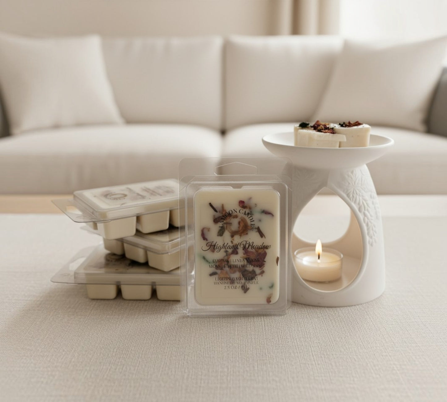 LaMoon Candle Highland Meadow 2.5oz soy wax melt clamshell with 6 breakable cubes