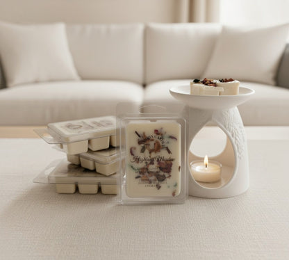 LaMoon Candle Highland Meadow 2.5oz soy wax melt clamshell with 6 breakable cubes