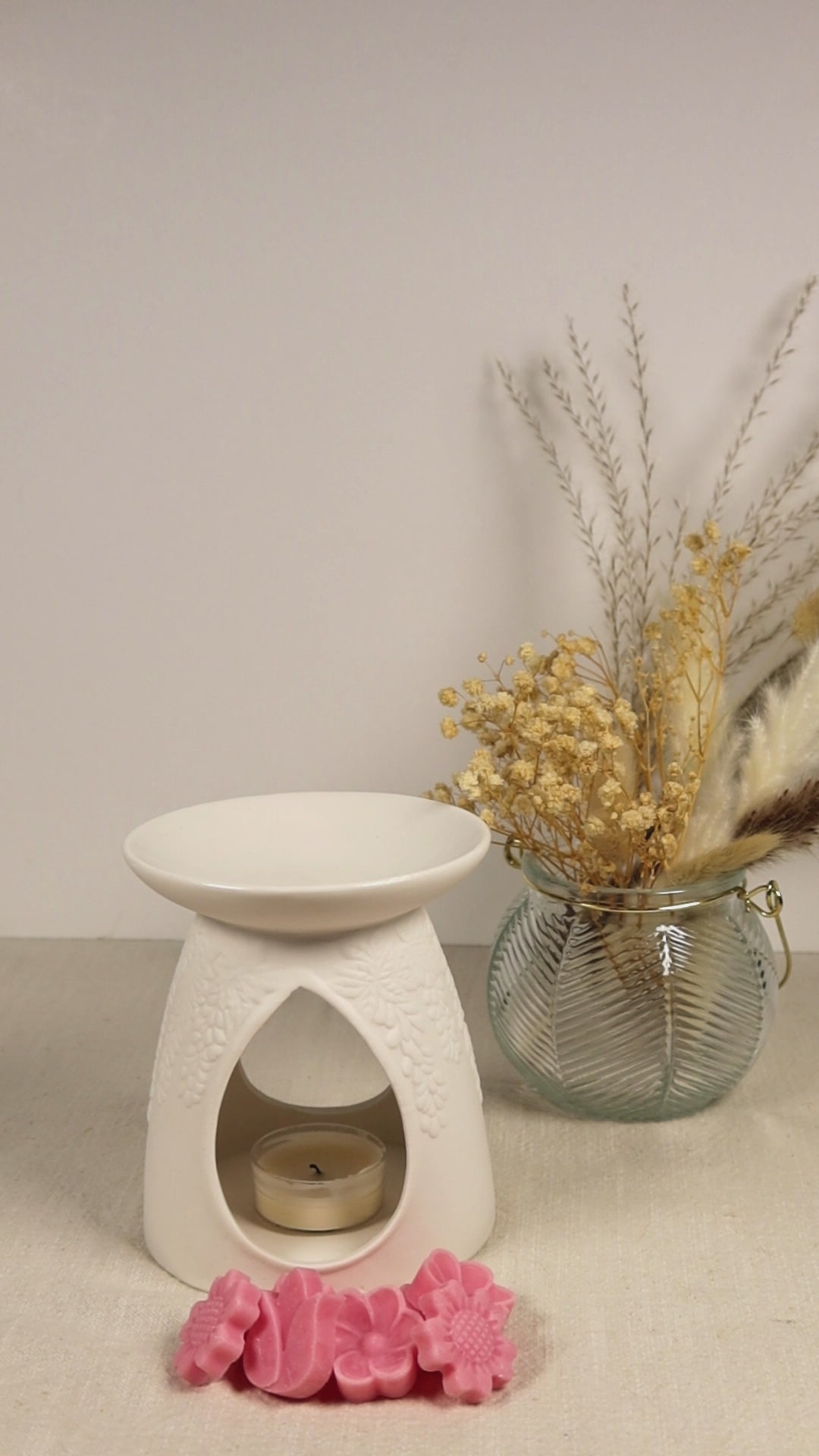 LaMoon Candle 12-pack reusable wax melt liners and how to use video.
